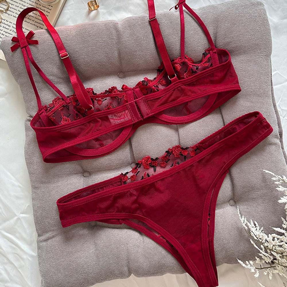 Breathable Floral Embroidery Lingerie Set - Sexy & Romantic