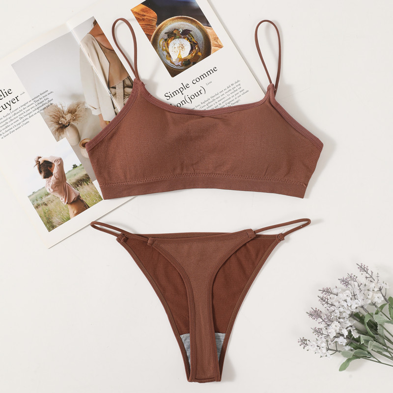 Seamless Wireless Bras Set with Sexy Thongs