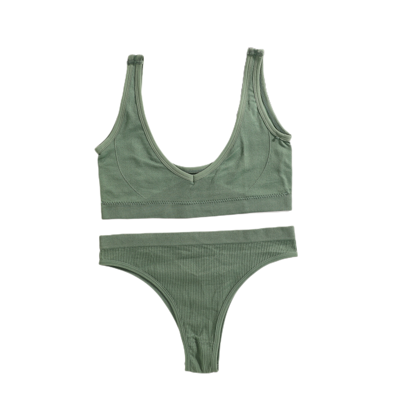 Ribbed Fitness Lingerie Set with V Neck Bra