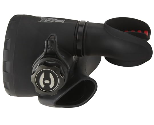 Hollis 200LX Regulator | Convertible | Ideal for Extreme Environments