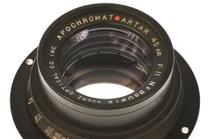 Goerz Apo Artar Red Dot 45cm f/11 Lens