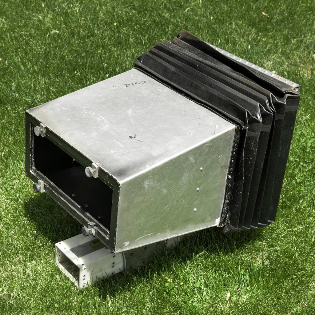 Large Format Vintage Lenticular Prism Camera Body - 3D Stereo