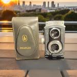Bundle Graflex 22 Twin Lens Reflex + Case & Agfa CJ587 Compact 35mm Cameras 