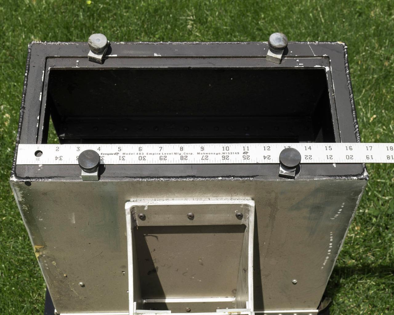 Large Format Vintage Lenticular Prism Camera Body - 3D Stereo