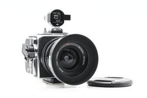 Hasselblad SWC/M Chrome Medium Format Camera w/38mm Lens, Finder + A12 Back #371