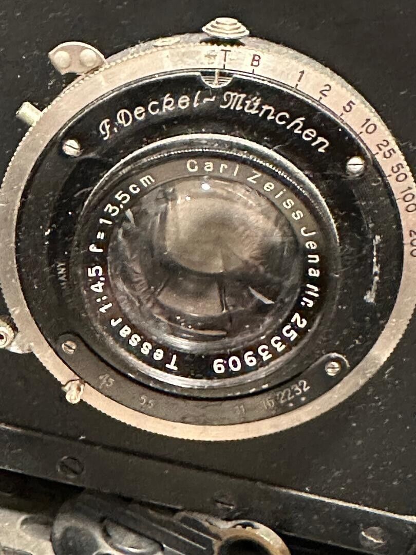 Classic Graflex 4x5 Speed Graphic Camera