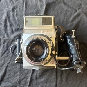 Graflex XL Film Camera w/Carl Zeiss (Graflex mount) Planar 1:2.8, F=80mm + Xtras