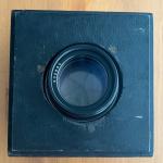 Goerz 19 in F:11 Artar Apochromat Red Dot Lens w Shutter Vintage