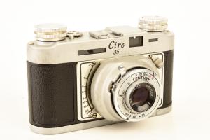 Graflex Ciro 35 35mm Rangefinder Camera with Graftar 50mm f/3.5 Lens Vintage V25