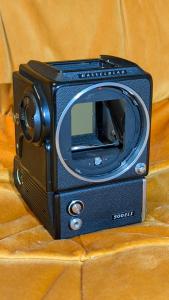 Hasselblad 500 ELX camera body,  works with 9V 6F22 or 6LR61 battery