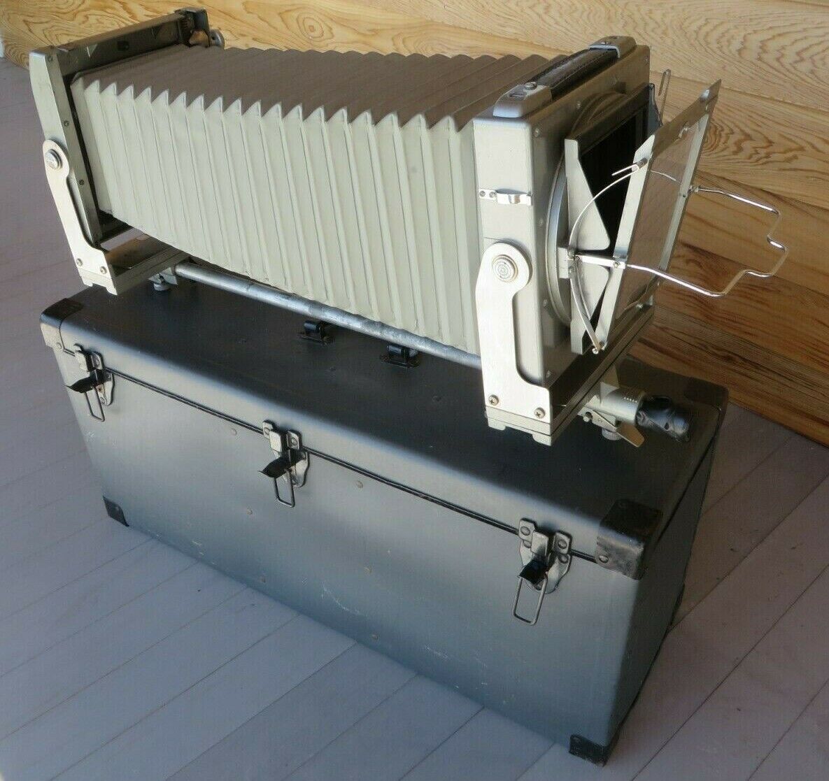 Vintage Calumet 4x5 Camera with Schneider Kreuznach Lens