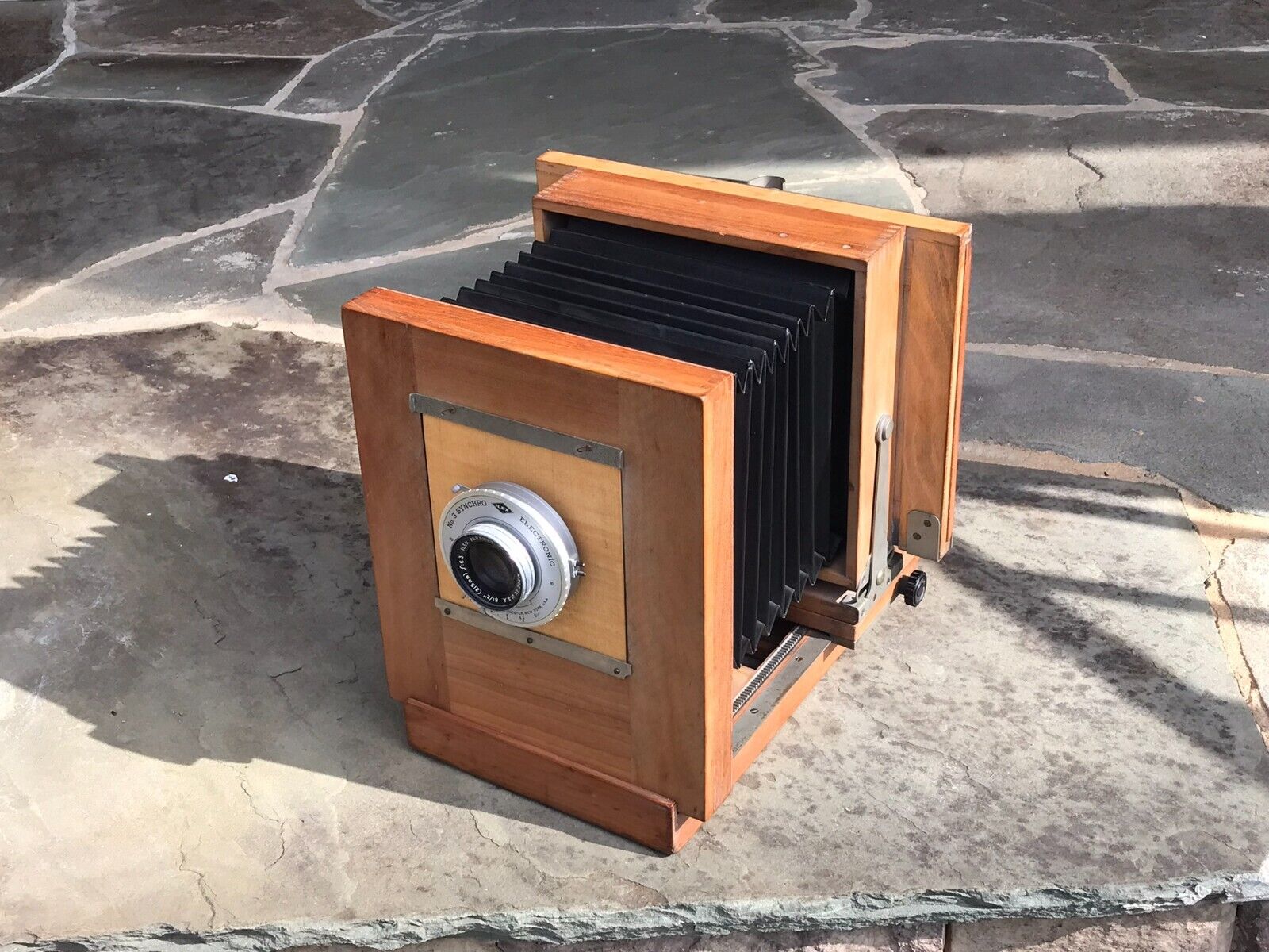 School Picture Camera: Vintage 5x7 Wood Portrait Model