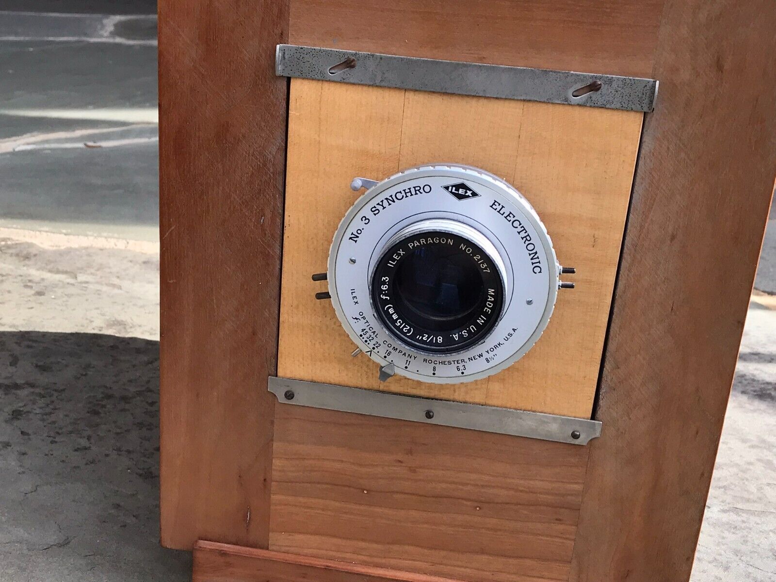 School Picture Camera: Vintage 5x7 Wood Portrait Model