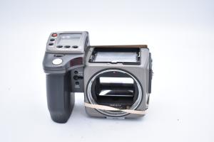Hasselblad H1 Film Autofocus Medium Format Camera Body, Gray (Parts/Repair)