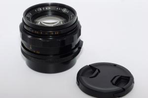 Graflex Norita NORITAR 80mm f/2 FAST normal lens for Norita 66 camera. Caps.