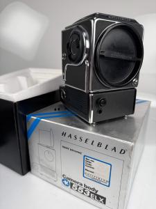 Hasselblad 553ELX 553 ELX Chrome Medium Format Film Camera Body