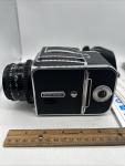 Hasselblad 500 C/M Camera + Film Back + Zeiss Lens Synchro Compur & Manual VTG