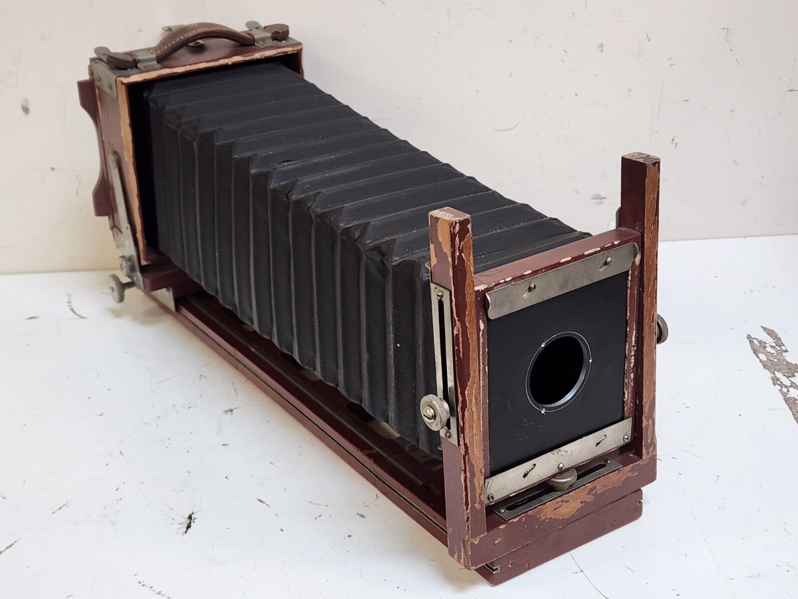 Vintage 4x5 Wooden Field View Camera with Lens