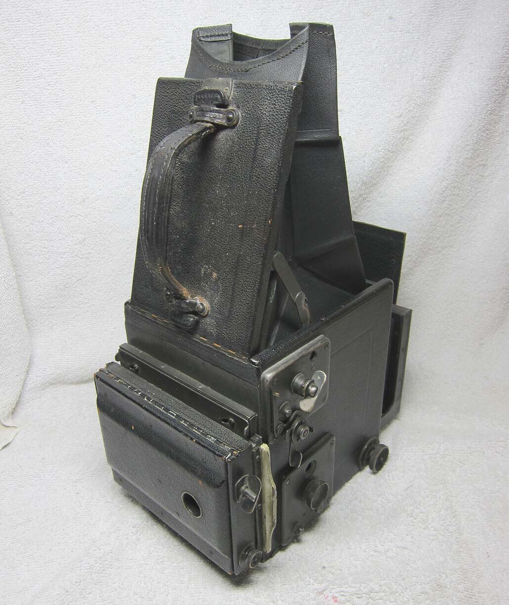 1915 Vintage Large Format Graflex Schwing RB Camera