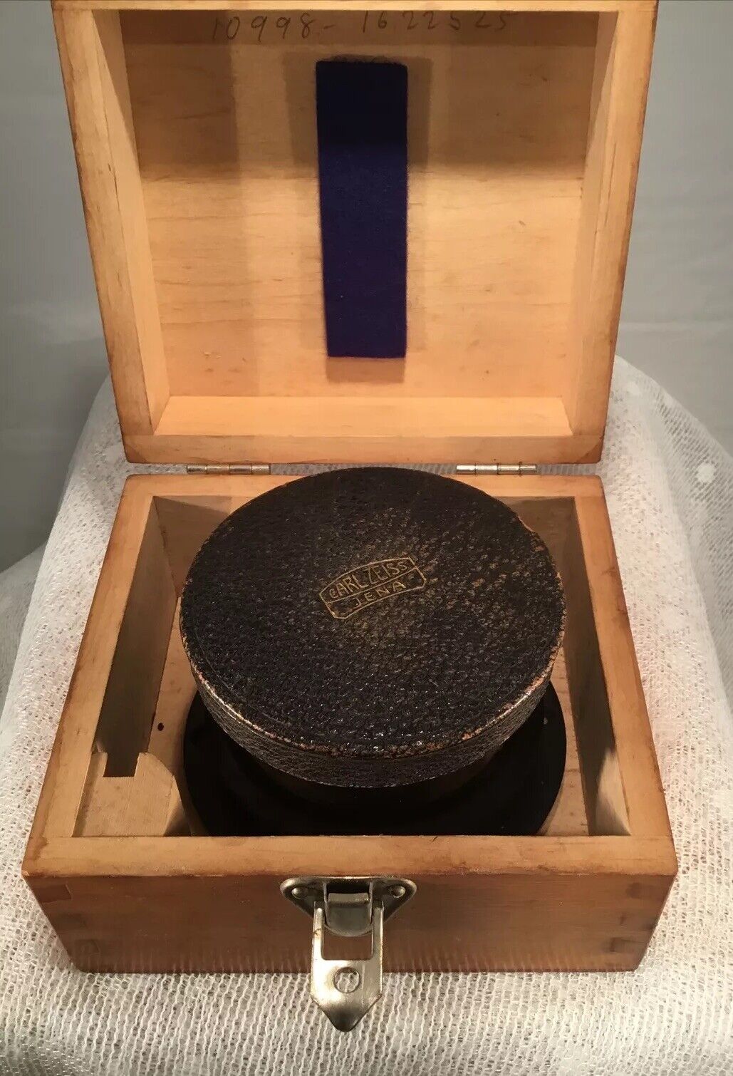 Vintage Carl Zeiss Jena APO-Tessar 1:9 45cm Lens