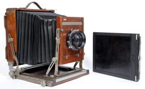 Deardorff V8 8X10 Field Camera with 300mm Lens
