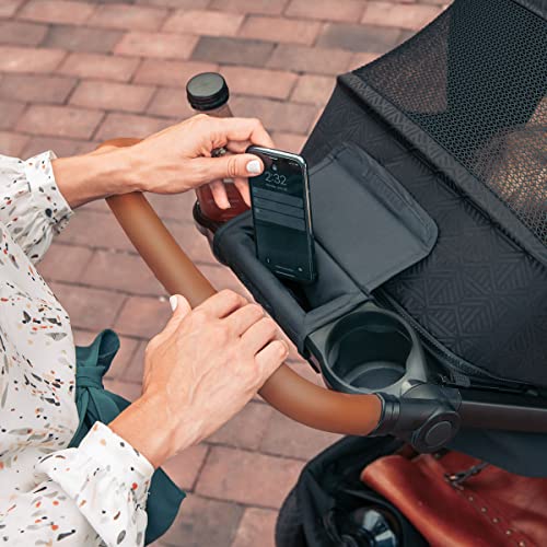 Chicco Bravo Primo Trio Travel System Combo