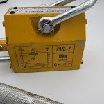 Heavy Duty Steel Lifting Magnet 100KG/220LBS