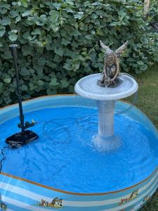 PENNINGTON AquaGarden 850 Large Pond Fountain