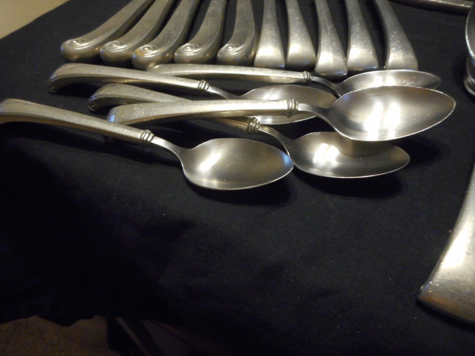 32 Pc Vintage International Pewter Flatware Set for 6