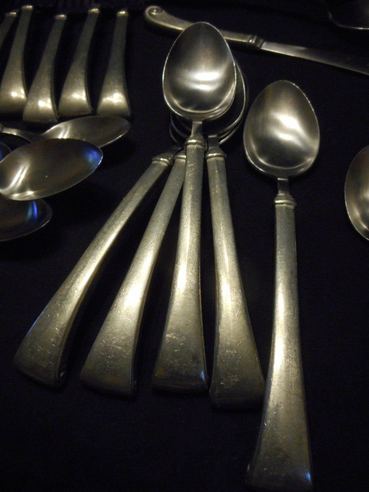 32 Pc Vintage International Pewter Flatware Set for 6