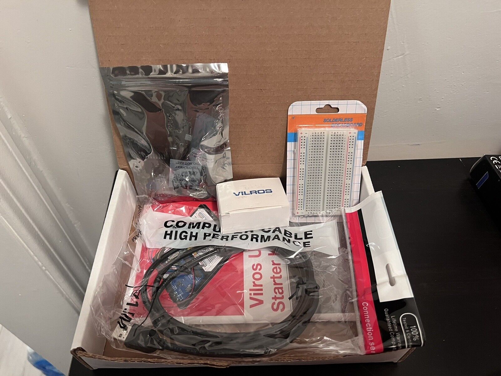 Arduino Uno 3 Starter Kit with 12 Circuit Guide