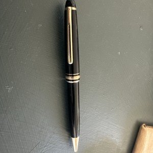 Mont Blanc Luxury Fountain Pen