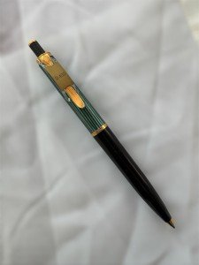 Pelikan D400 Sovereign Series Black & Green Pencil