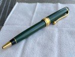 Aurora Ipsilon Deluxe Green Gold Ballpoint Pen
