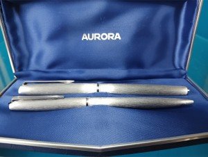 Personalized Aurora Pen Set with Case - Italy