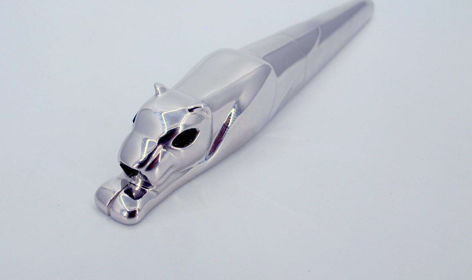 CARTIER Exceptional Panther Fountain Pen - Box and Cert