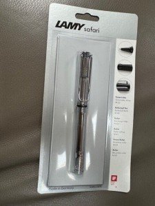 Lamy Safari Rollerball Pen - Clear Vista 312