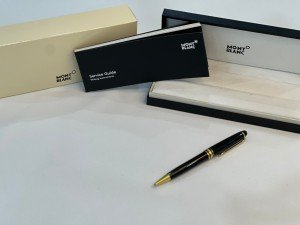 Montblanc Meisterstück Gold Trim Luxury Pen