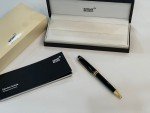 Montblanc Meisterstück Gold Trim Luxury Pen