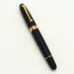 Aurora 88 Fountain Pen Black Satin Rose Gold