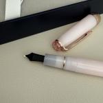 Sailor Hachimonjiya 14K Fountain Pen - Bloom Pink