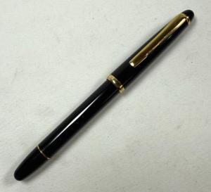 Vintage Reform Black Fountain Pen from Germany