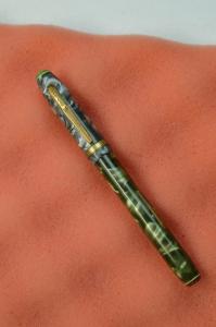 Green Marble Vintage Fountain Pen with 14k Nib