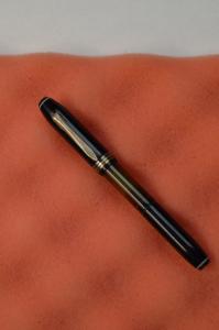 Large Vintage Black and Gold Fountain Pen