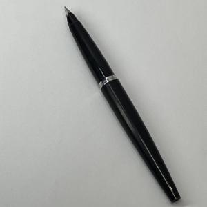 Vintage Parker Fountain Pen - Black and Chrome
