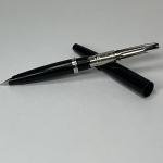 Vintage Parker Fountain Pen - Black and Chrome