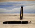 Montblanc Meisterstück 144 Black & Gold Fountain Pen