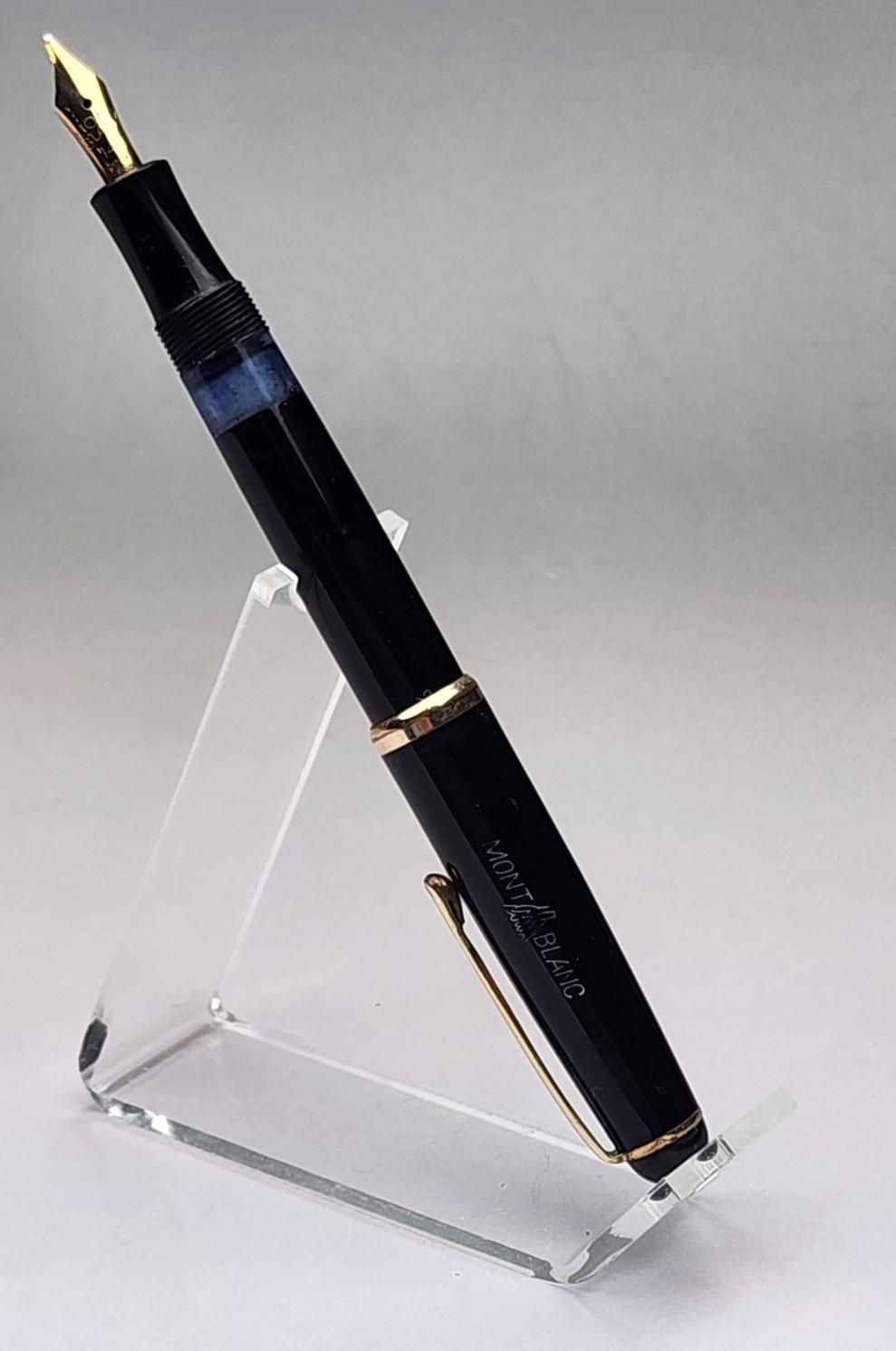 Montblanc 342G Vintage Fountain Pen with Gold Nib