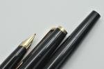 Vintage Montblanc 320 Fountain Pen 14K Nib