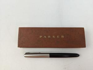 Parker Vintage Fountain Pen with Box #165